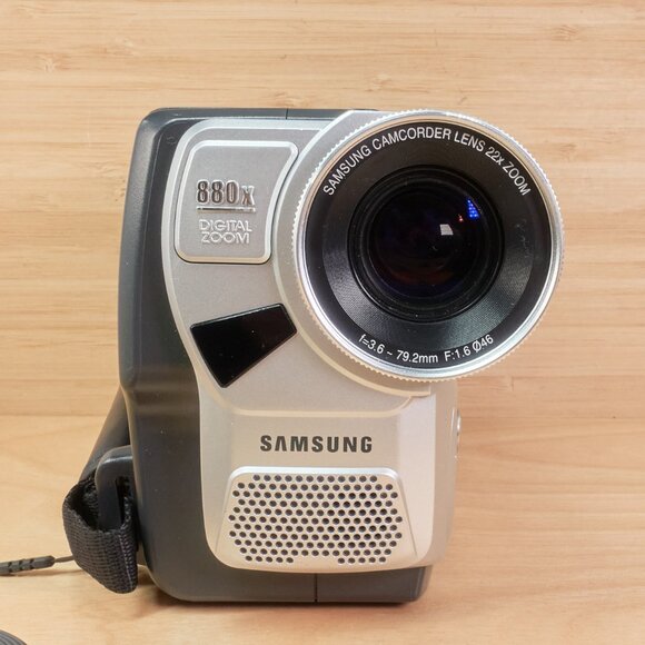 Vintage Samsung SCW87 Hi8 Camcorder / NTSC / Tested & Working - Picture 6 of 7